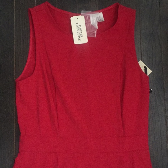 Dress - Picture 2 of 4